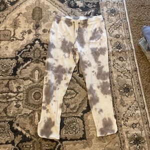 Sweatpants waffle material super comfy and fun leg cut